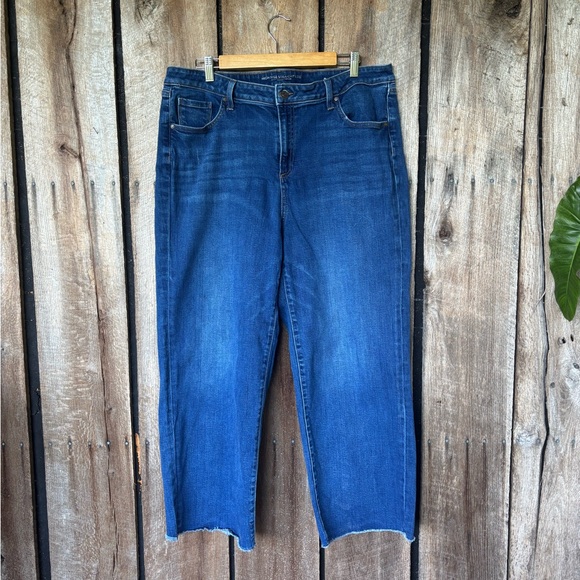 Chico’s High Rise Straight Leg Jeans Women’s Size 18R (3.5R) Raw Hem Blue Denim - Picture 6 of 6